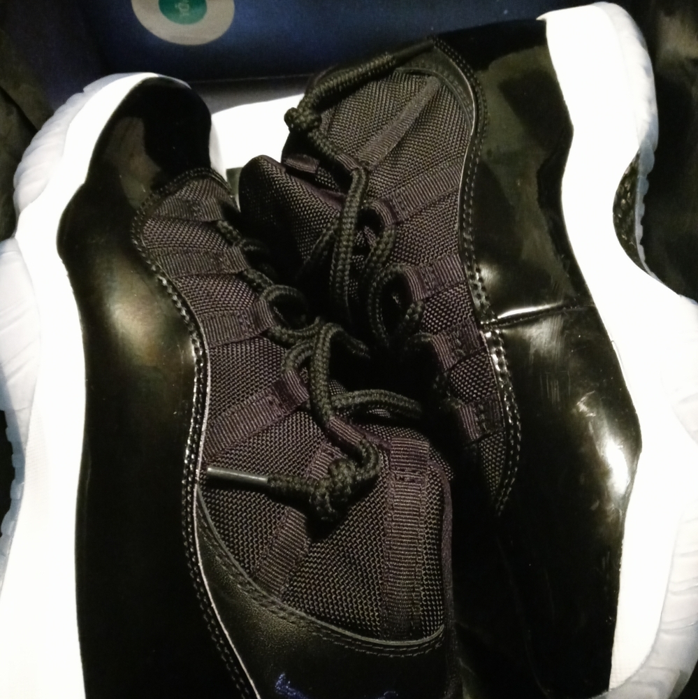 SOLD Jordan Space Jams size 10 MENS